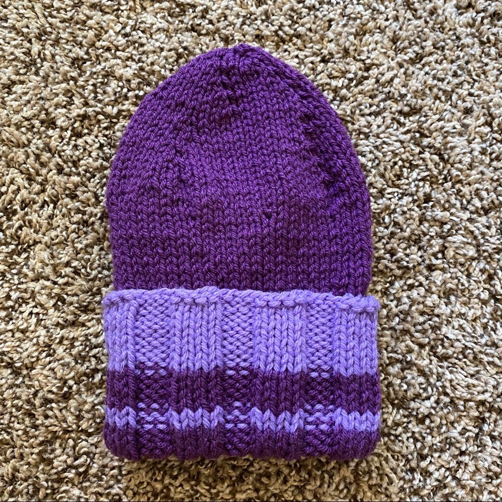 Hand Knit Beanie Hat NWOT